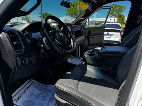 Used 2022 RAM 3500 Tradesman RWD image 8