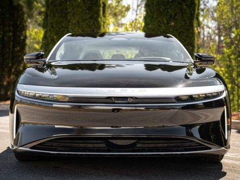 Used 2023 Lucid Air Touring image 22