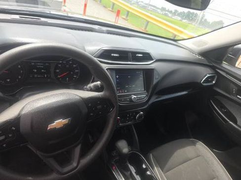 Used 2022 Chevrolet TrailBlazer LT AWD/4WD image 13