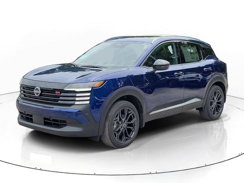 New 2026 Nissan Kicks SR AWD/4WD image 3