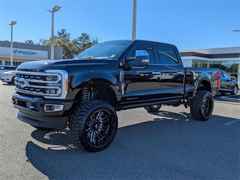 Used 2023 Ford F250 Platinum image 8