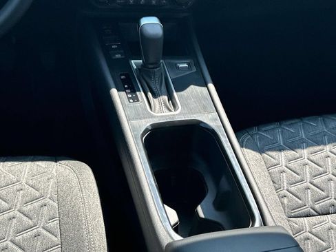 New 2026 Nissan Kicks SV w/ SV Premium Package FWD image 21