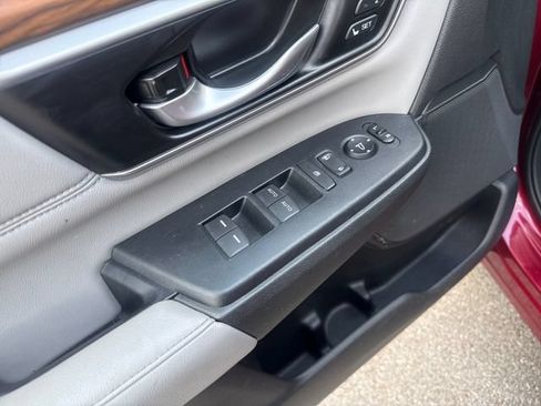 Used 2022 Honda CR-V Touring image 10