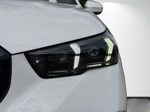 New 2026 BMW 530i w/ M Sport Package image 9