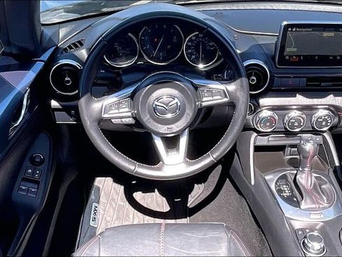 Used 2016 MAZDA MX-5 Miata Grand Touring RWD image 5
