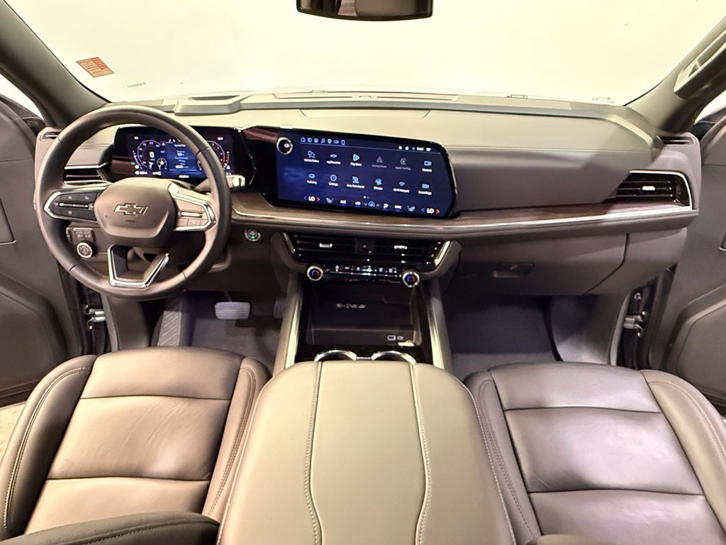 Certified 2025 Chevrolet Suburban Z71 AWD/4WD image 18