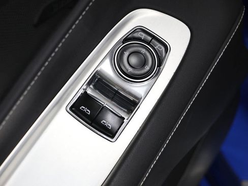 Used 2020 Chevrolet Corvette Stingray Coupe RWD image 19