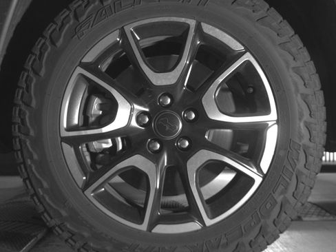 Used 2025 Jeep Compass Trailhawk image 12