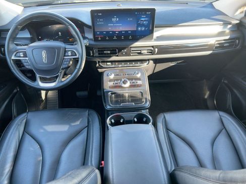 Used 2023 Lincoln Nautilus AWD image 15