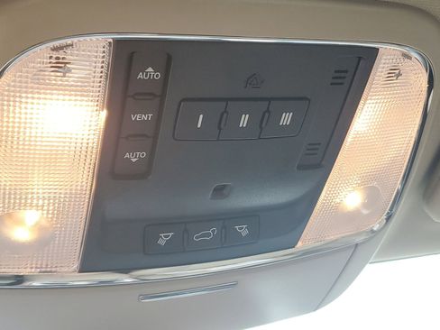 Used 2017 Jeep Grand Cherokee Limited AWD/4WD image 34