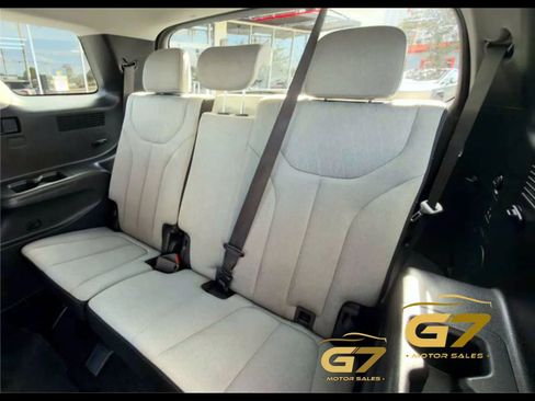 Used 2021 Hyundai Palisade SEL w/ Convenience Package FWD image 17
