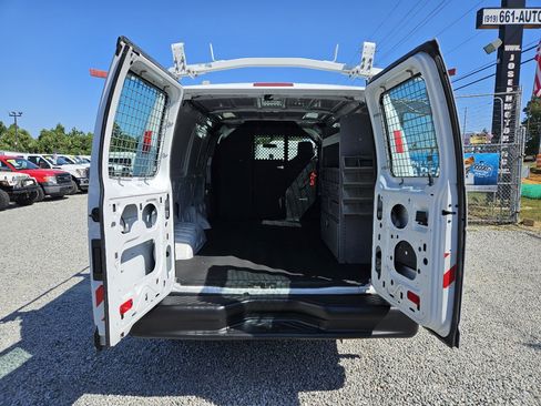Used 2013 Ford E-150 and Econoline 150 image 13