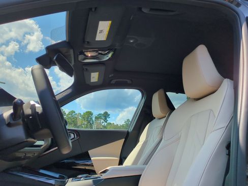 Certified 2026 BMW X3 xDrive30 w/ Premium Package image 15