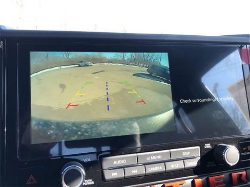 Certified 2025 Nissan Frontier PRO-4X image 25