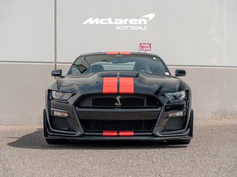 Used 2022 Ford Mustang Shelby GT500 w/ Carbon Fiber Track Pack RWD image 10