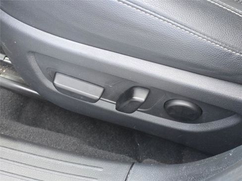 Used 2024 MAZDA CX-50 AWD 2.5 S w/ Preferred Package image 27