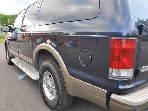 Used 2005 Ford Excursion Eddie Bauer RWD image 13