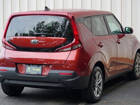 Used 2021 Kia Soul LX FWD image 43