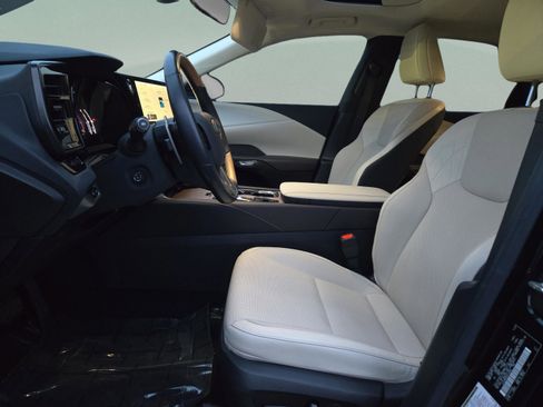 Used 2024 Lexus RX 350 Premium w/ Cold Area Package image 19