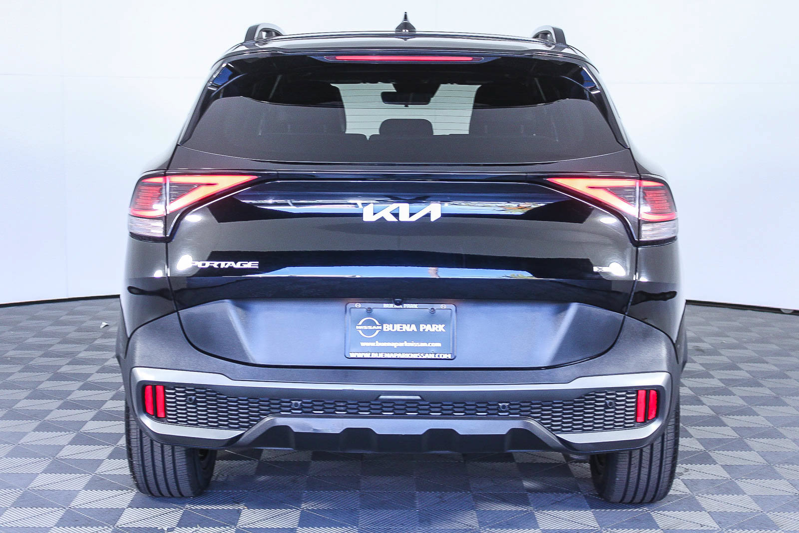 Used 2023 Kia Sportage X-Line w/ X-Line Premium Package AWD/4WD image 7