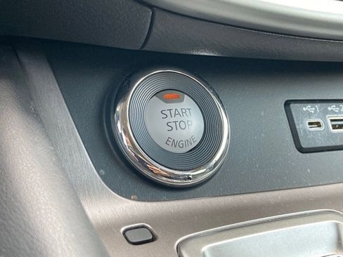 Used 2024 Nissan Murano SL image 24