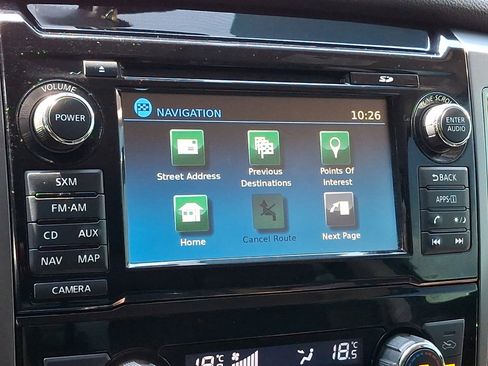 Used 2018 Nissan Titan Platinum Reserve AWD/4WD image 21