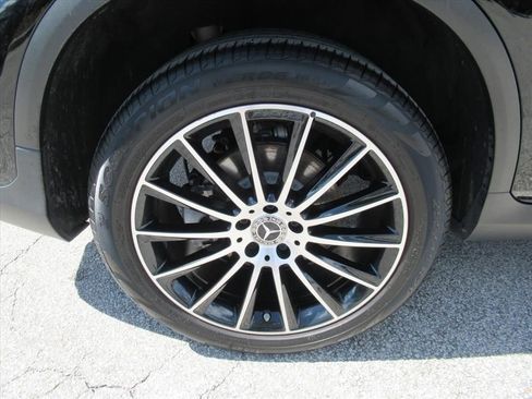 Used 2022 Mercedes-Benz GLC 300 4MATIC image 8