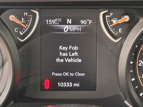 Used 2025 Jeep Wrangler Sport AWD/4WD image 12