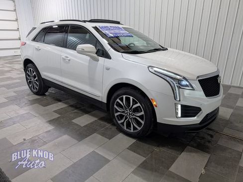 Used 2021 Cadillac XT5 Sportv w/ LPO, Floor Liner Package AWD/4WD image 5