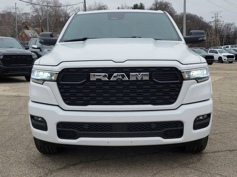 New 2026 RAM 1500 4x4 Crew Cab image 2