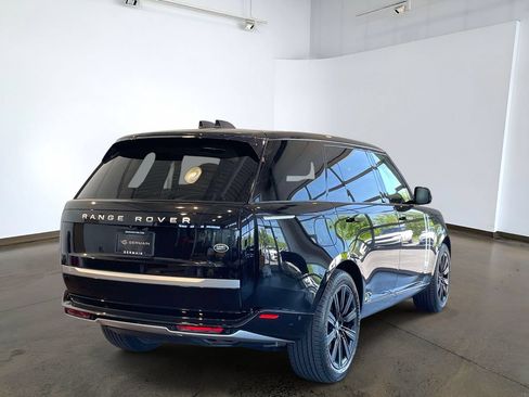 Certified 2023 Land Rover Range Rover Long Wheelbase Autobiography AWD/4WD image 4