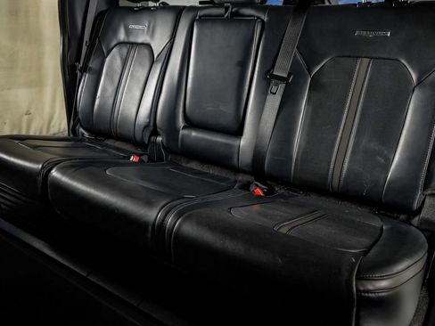 Used 2017 Ford F250 Platinum w/ Platinum Ultimate Package AWD/4WD image 35
