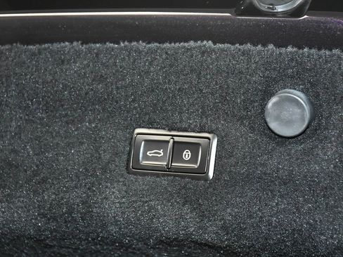 Used 2021 Bentley Continental GT image 71