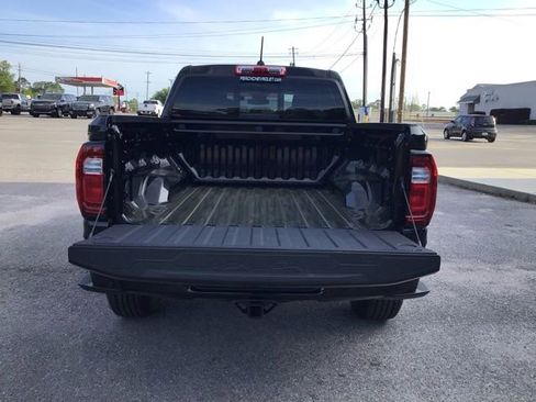 New 2026 GMC Canyon Elevation AWD/4WD image 17