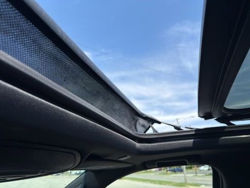 Used 2023 Chevrolet Tahoe LT w/ LT Signature Plus Package AWD/4WD image 5