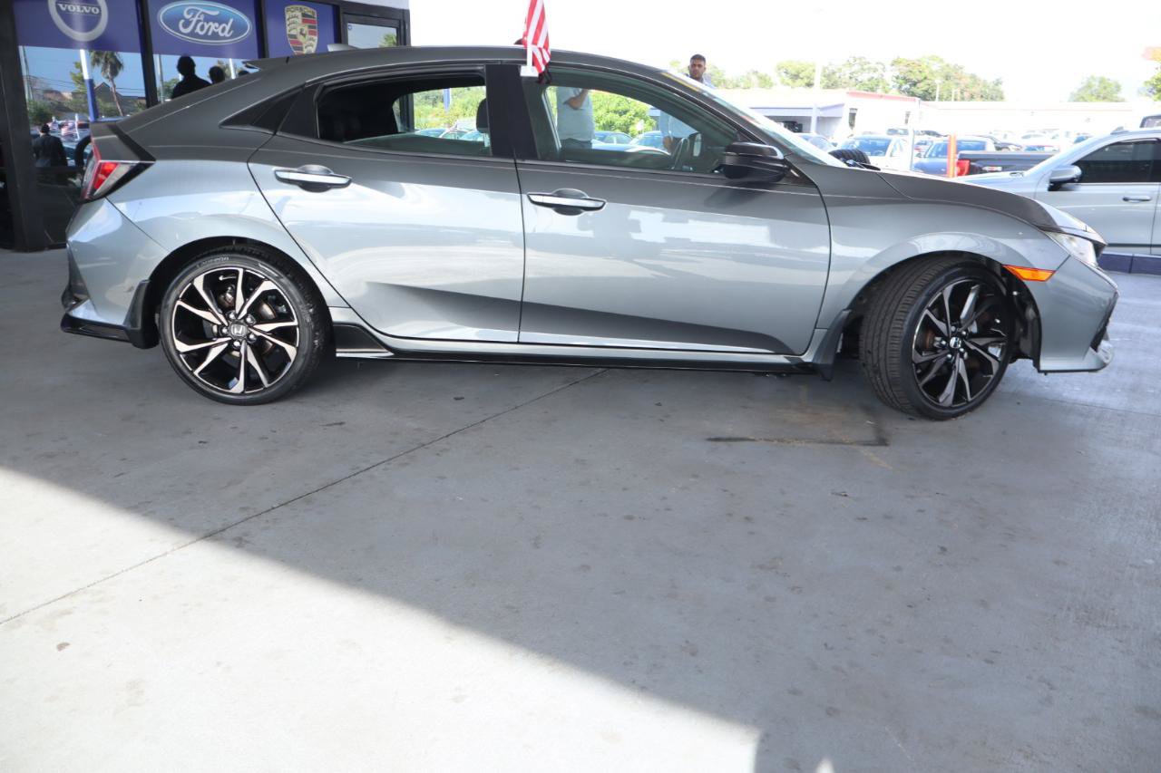 Used 2018 Honda Civic Sport image 6