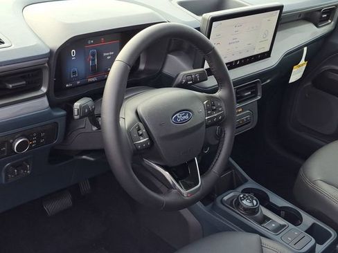 New 2025 Ford Maverick XLT w/ XLT Luxury Package image 34