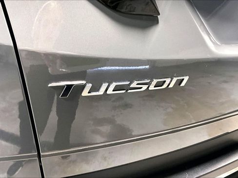 Used 2024 Hyundai Tucson Limited image 40