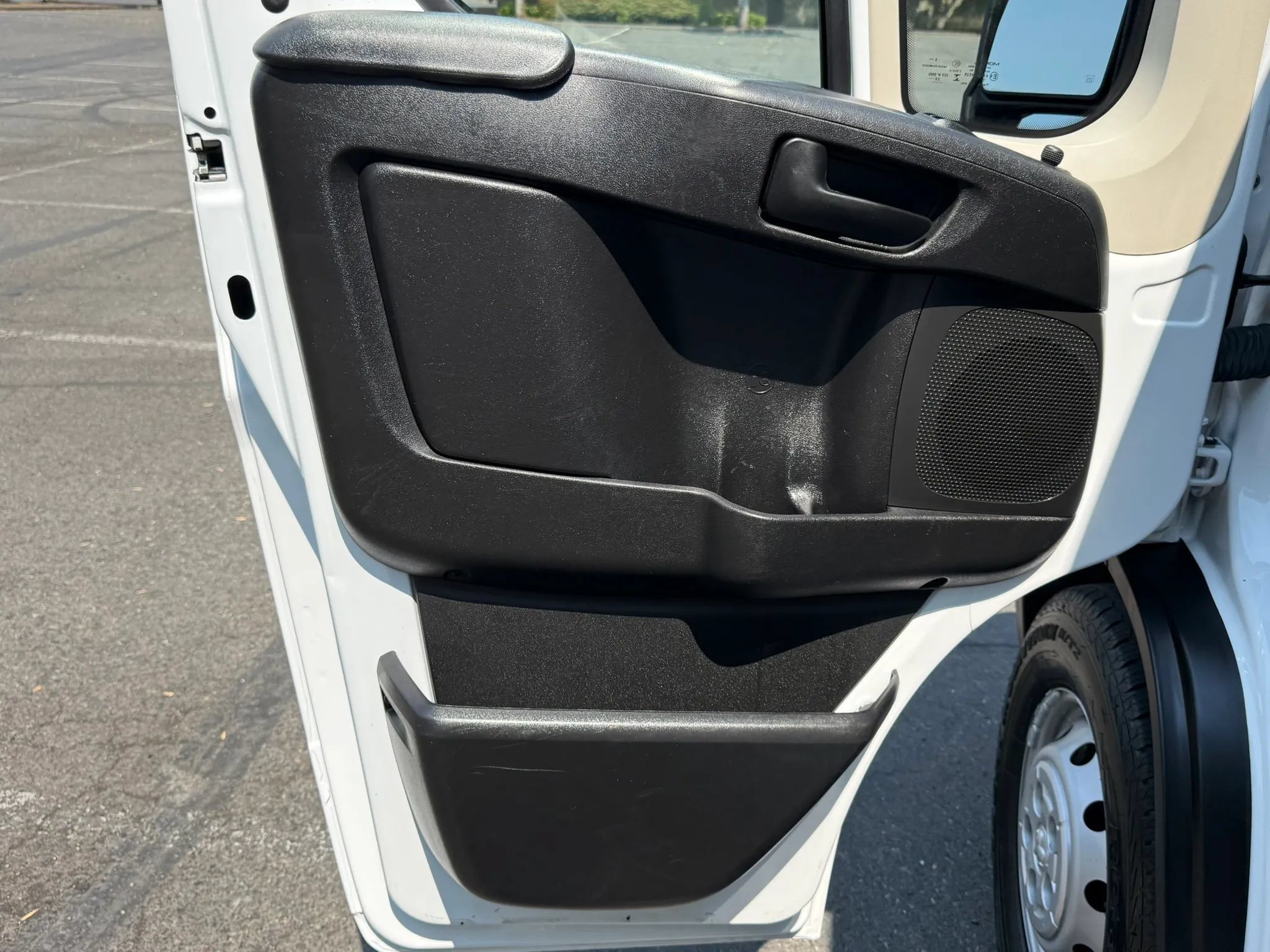 Used 2021 RAM ProMaster 2500 FWD image 25