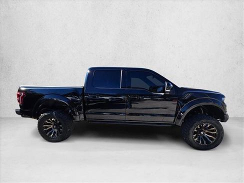 Used 2018 Ford F150 Raptor w/ Equipment Group 802A Luxury image 4