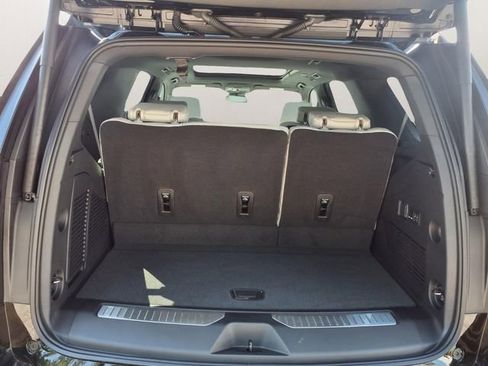 New 2026 Chevrolet Tahoe Premier w/ Sun And Tow Package AWD/4WD image 22