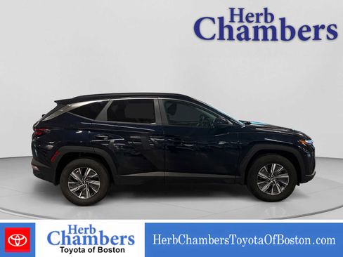 Used 2024 Hyundai Tucson Blue AWD/4WD image 13