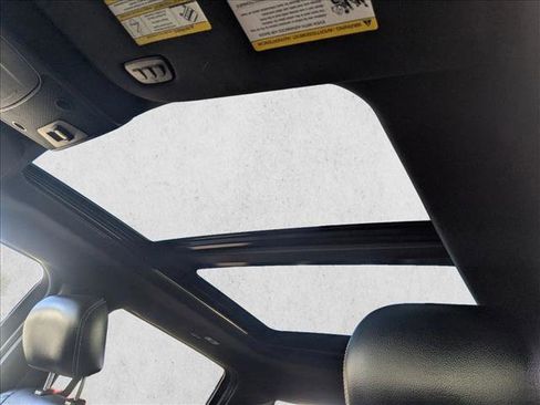 Used 2018 Ford F150 Lariat w/ Equipment Group 502A Luxury image 16