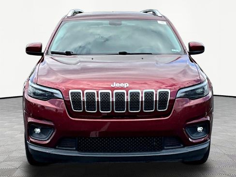 Used 2019 Jeep Cherokee Latitude w/ Popular Appearance Group FWD image 2