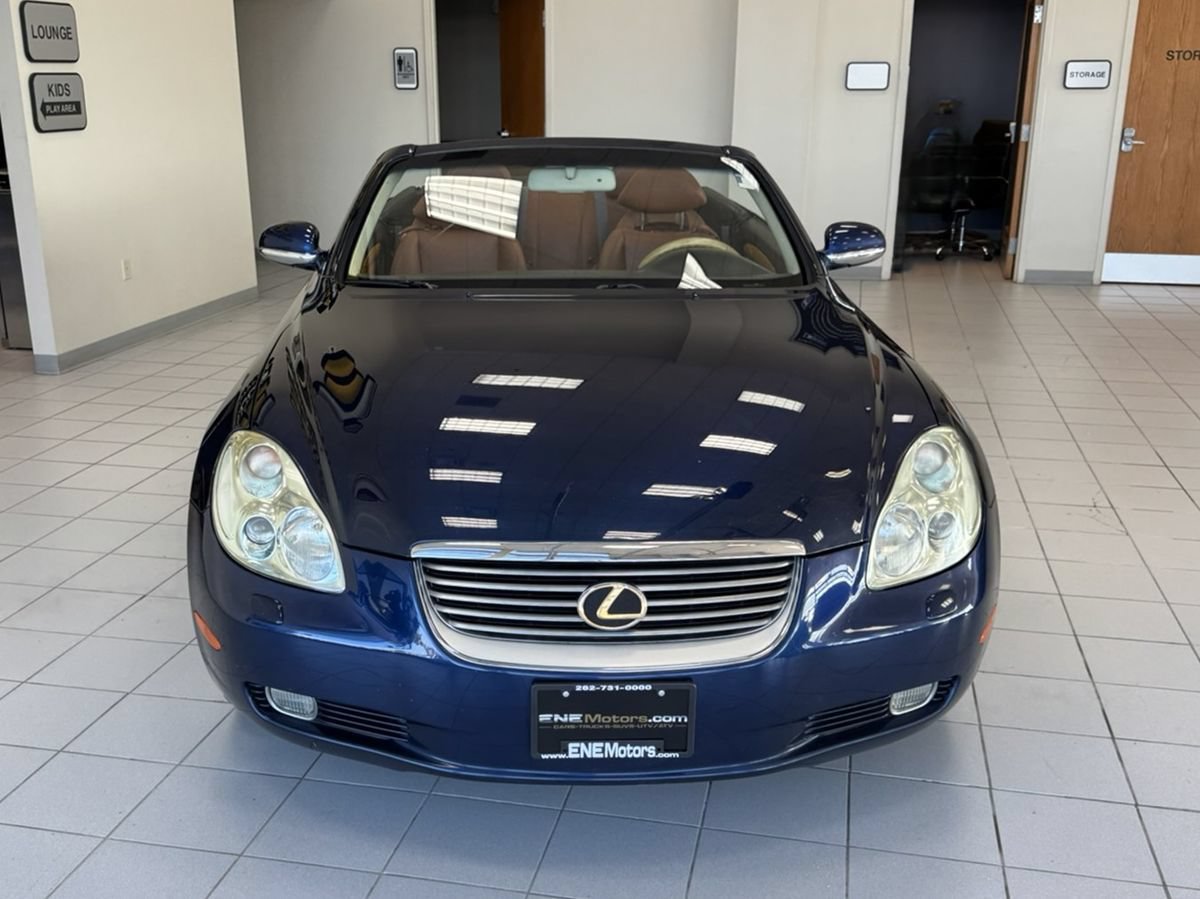 Used 2004 Lexus SC 430 Convertible w/ Preferred Accessory Pkg RWD image 5