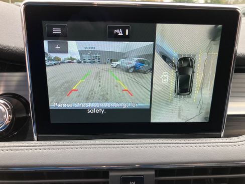 Used 2022 Lincoln Corsair Reserve w/ Equipment Group 201A image 11