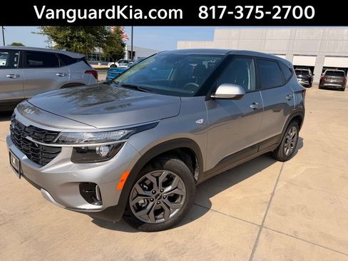 Certified 2026 Kia Seltos LX AWD/4WD image 1