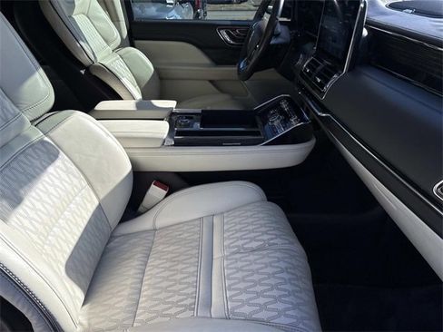 Used 2020 Lincoln Navigator L Black Label image 25