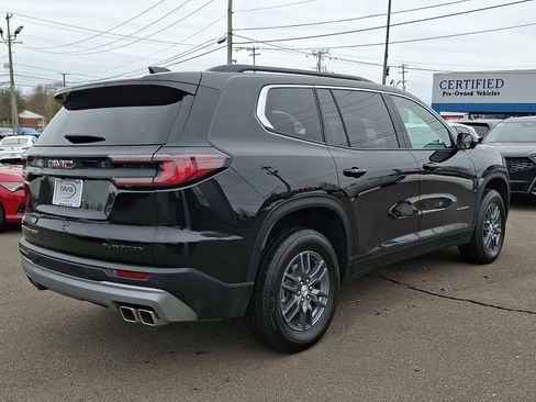 Used 2025 GMC Acadia Elevation image 4