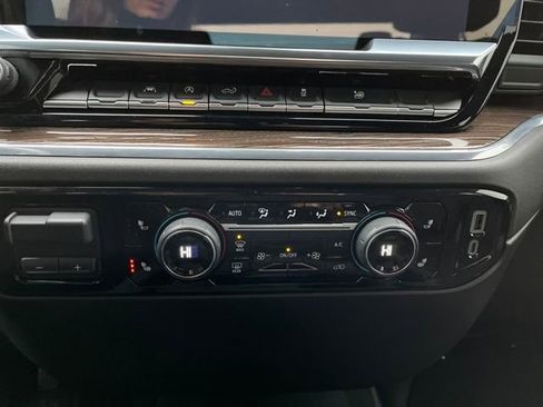 Used 2025 Chevrolet Silverado 1500 RST w/ Rally Edition image 15